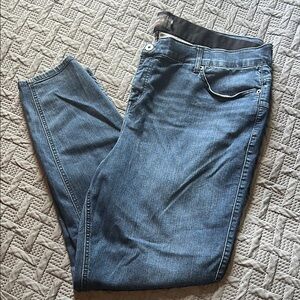 Torrid : Premium Blue Denim Jeans Bombshell Skinny - 26